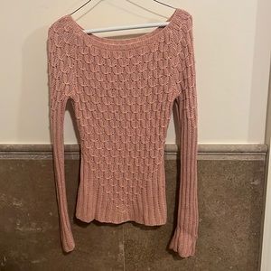 Small Guess brand light pink sweater
